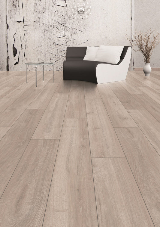 Rockford Oak Laminate – 12mm