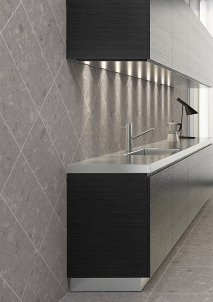 Weathered Grey Gloss Tile